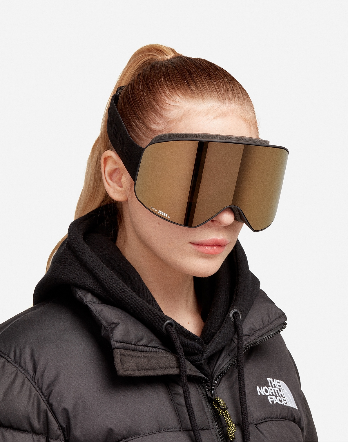 Les Lunettes de Ski Hawkers : Protection, Style et Performance pour les Sports d’Hiver