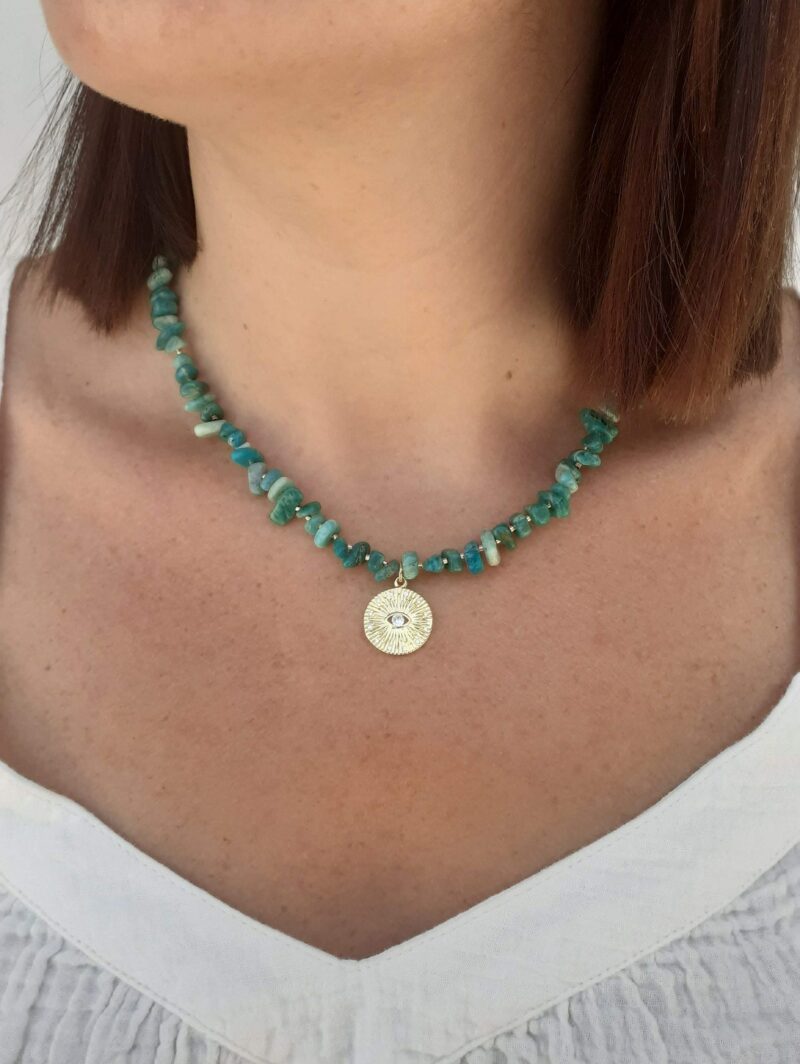 Collier en perles naturelles Amazonite et plaqué or avec oeil de protection – Image 2